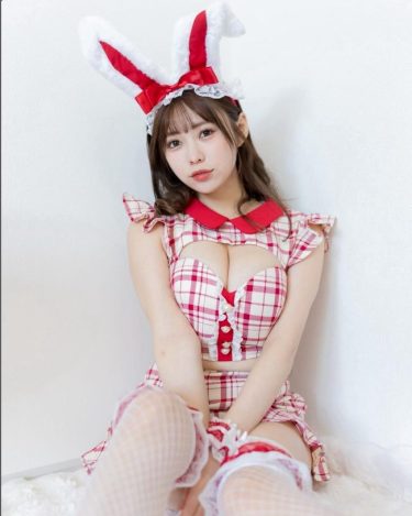 元グラビアアイドルのJカップ爆乳のAV女優！　五条恋ちゃんの経歴＆作品紹介！